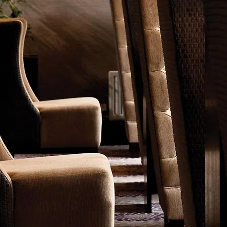 Leonardo Christchurch Hotel 4*