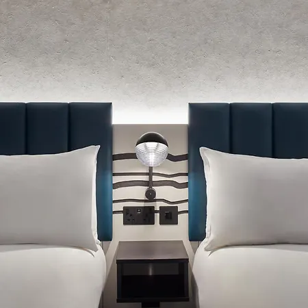 Jurys Christchurch 4* Dublin