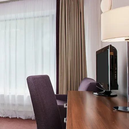 Leonardo Christchurch