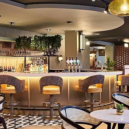 Leonardo Christchurch 4*