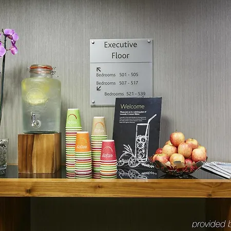 Jurys Christchurch Hotel 4*
