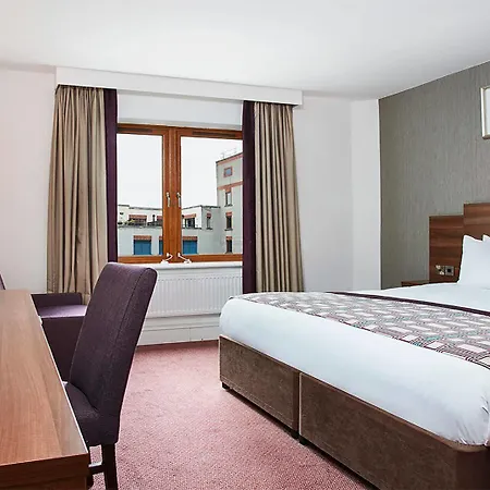 Hotel Jurys Christchurch 4*