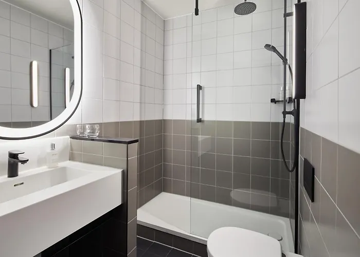 Leonardo Christchurch Hotel