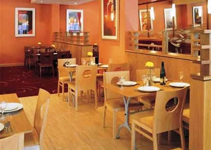 Leonardo Christchurch Hotel 4*