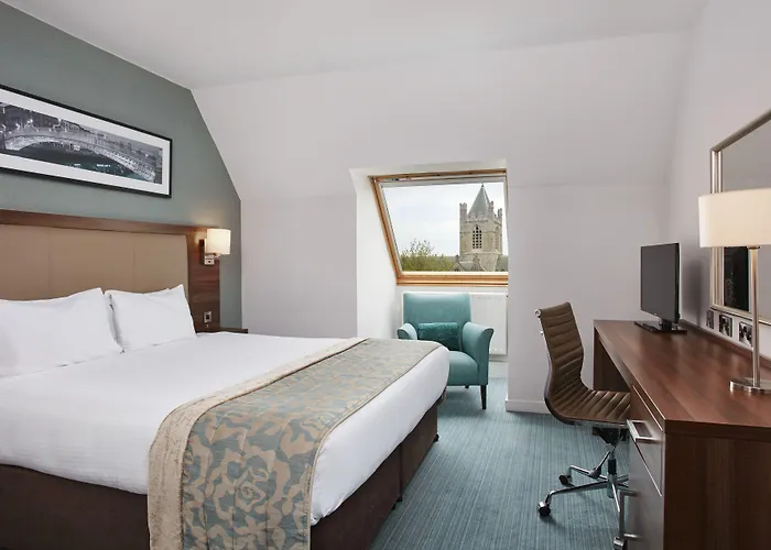 Leonardo Christchurch Hotel 4*